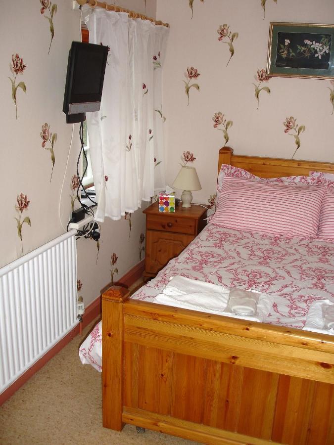 Bed and Breakfast The Clochfaen Llangurig Экстерьер фото