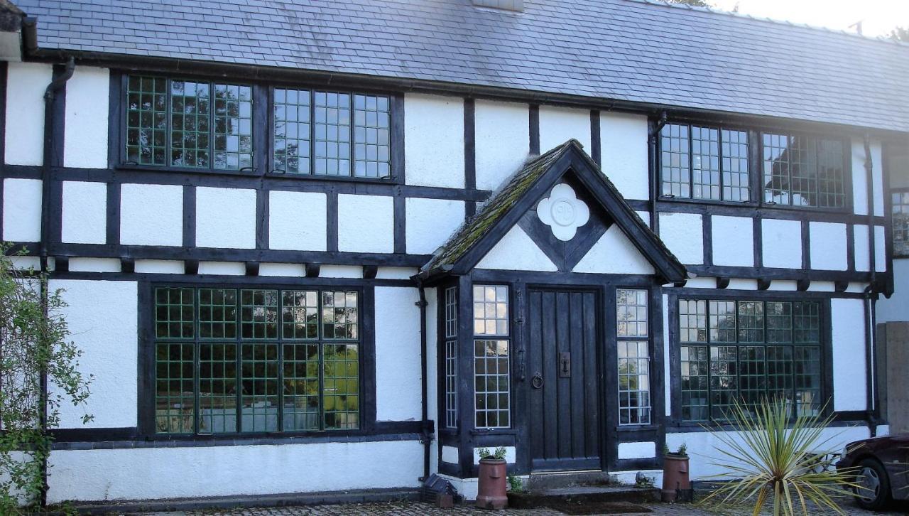 Bed and Breakfast The Clochfaen Llangurig Экстерьер фото